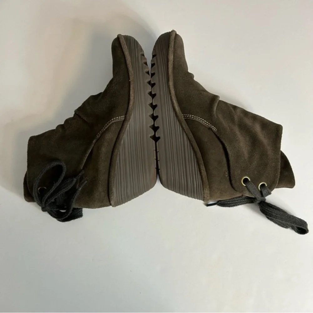 Fly London Yama Suede Wedge Ankle‎ Bootie Olive Army Green Size 39